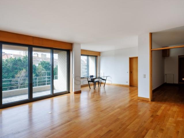 Apartamento venda em Porto, Aldoar