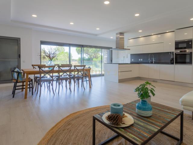 Apartamento venda em Quinta do Texugo, Almada