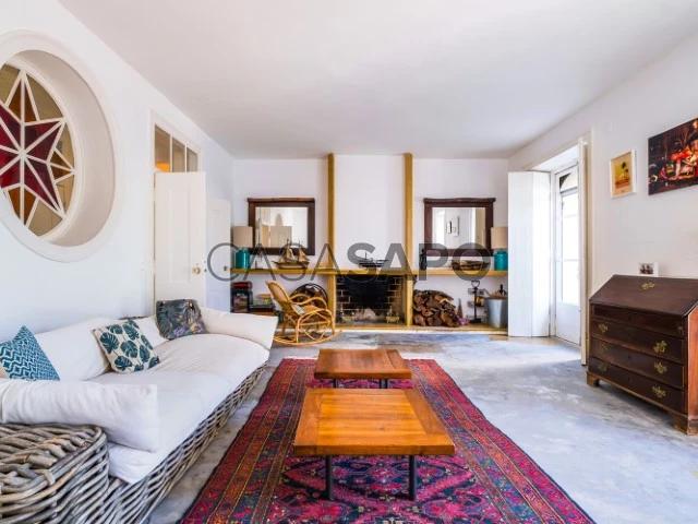 Apartamento alugar em Misericórdia, Lisboa