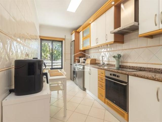 Apartamento alugar em Bairro Ferroviário, Barreiro