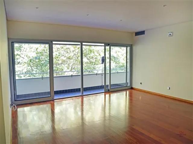 Apartamento alugar em Baixa do Porto, Porto