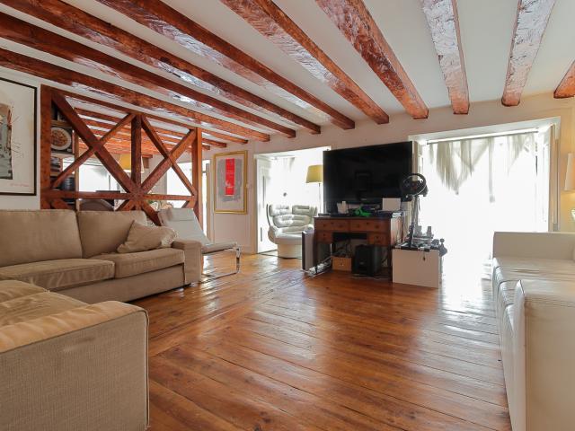 Apartamento alugar em Misericórdia, Lisboa