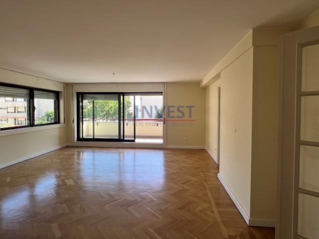 Apartamento alugar em Porto, Aldoar