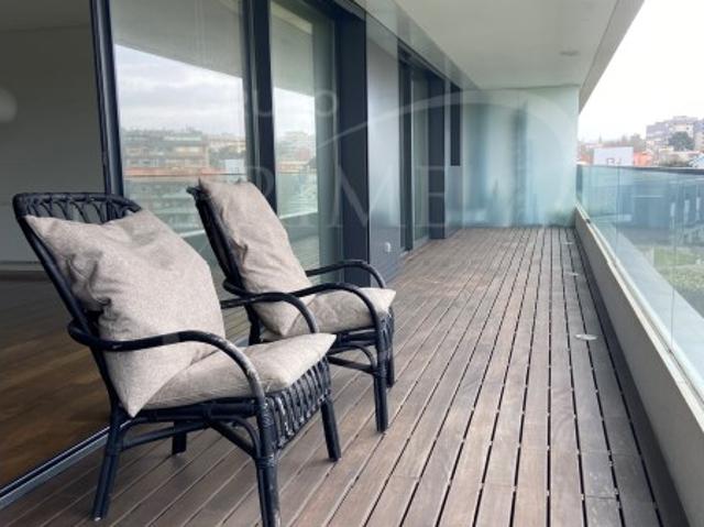 Apartamento alugar em Porto, Aldoar