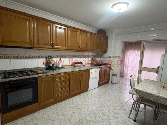 Apartamento venda em Chaves, Vila Real