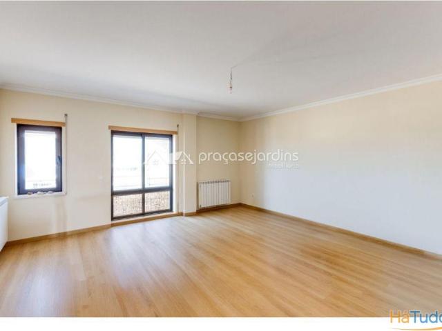 Apartamento alugar em Leiria