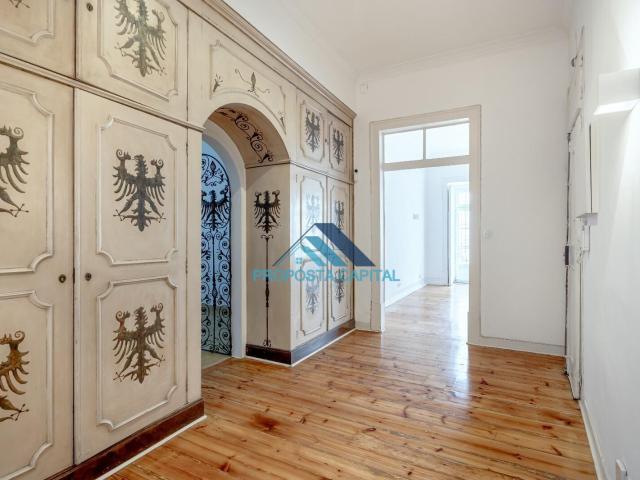 Apartamento alugar em Estrela, Lisboa