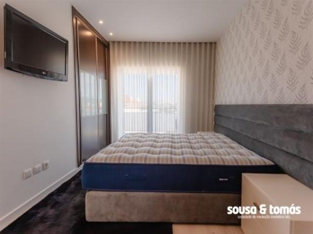 Apartamento alugar em Parceiros e Azoia, Leiria