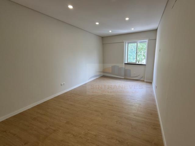 Apartamento venda em Urbanização Serra das Brancas, Amadora