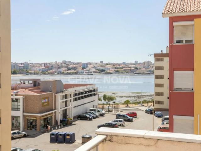 Apartamento venda em Seixal, Setúbal