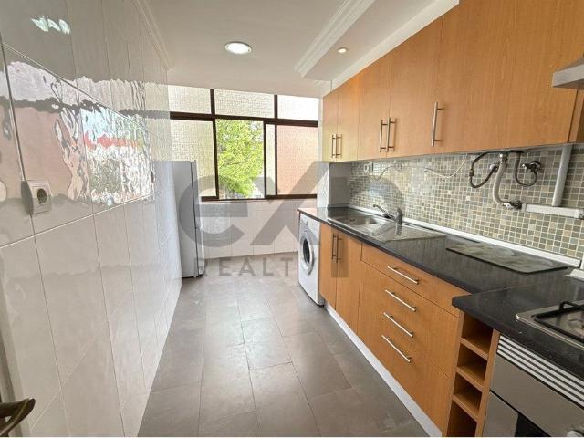 Apartamento alugar em Bairro Ferroviário, Barreiro