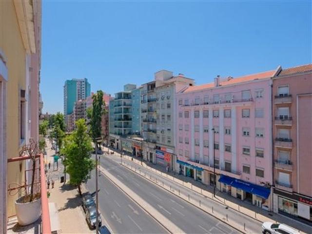 Apartamento alugar em Alvalade, Lisboa