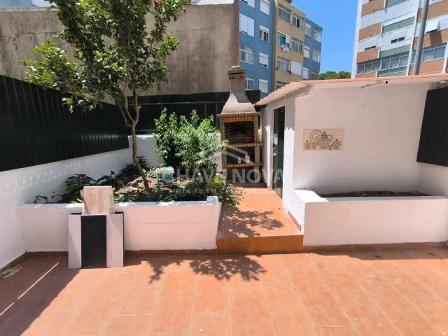 Apartamento venda em Amadora, Lisboa