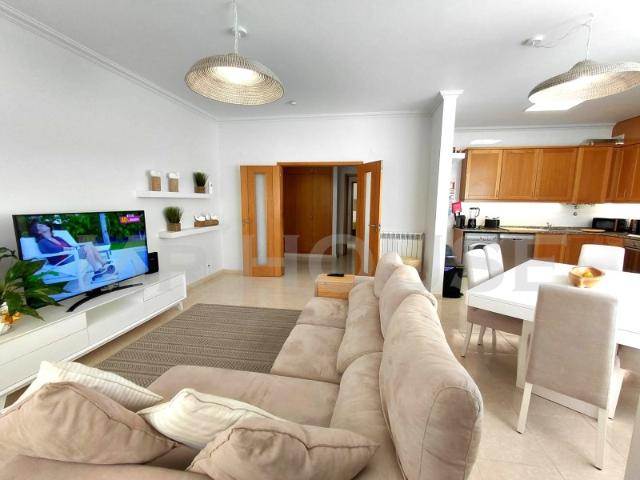 Apartamento venda em Pederneira, Leiria