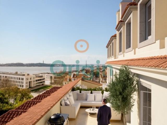 Apartamento venda em Misericórdia, Lisboa