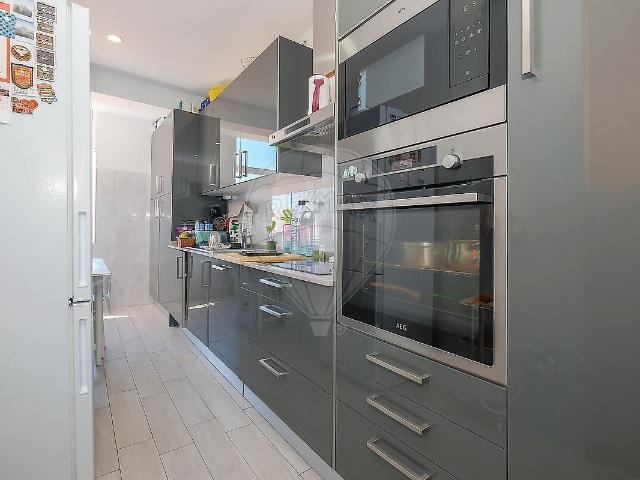 Apartamento venda em Almada Velha, Almada