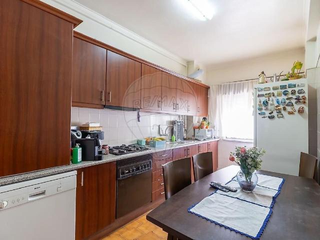 Apartamento venda em Quinta dos Lirios, Seixal