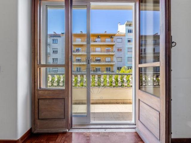 Apartamento venda em Bairro Azul, Lisboa