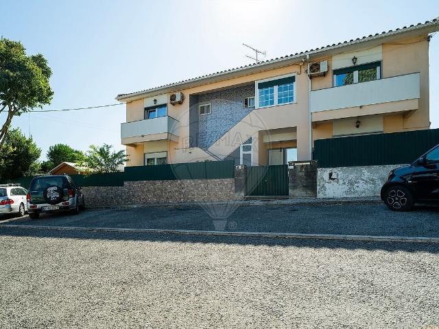 Apartamento venda em Leceia, Oeiras