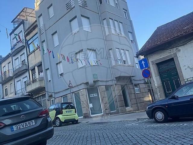 Prédio venda em Monte do Tadeu, Porto