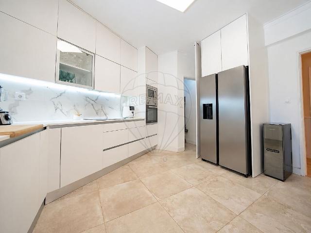 Apartamento venda em Cacém, Cacém e São Marcos
