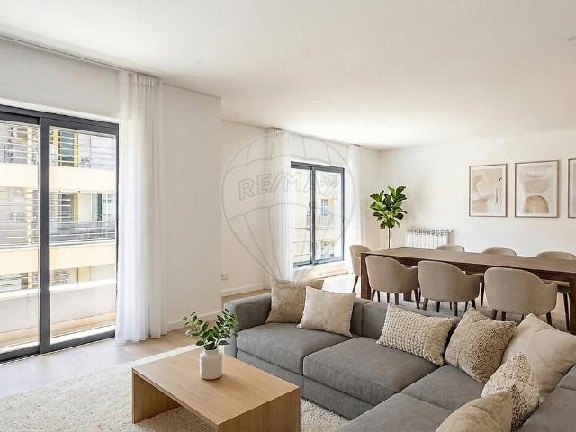 Apartamento venda em Bairro Azouguete, Loures
