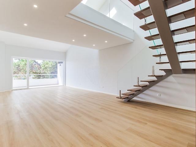 Apartamento venda em Carcavelos e Parede, Cascais