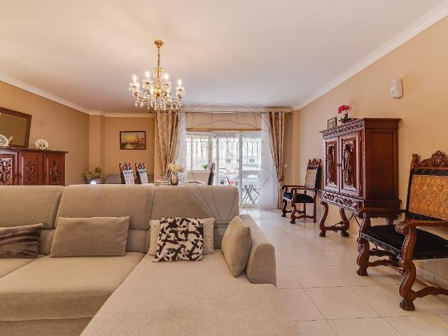 Apartamento venda em Outurela, Oeiras