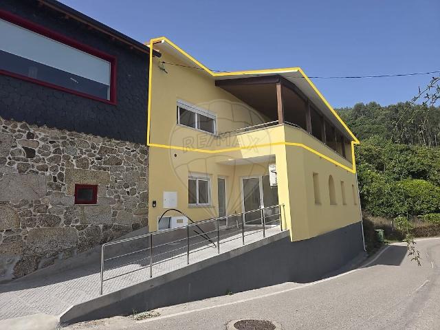 Apartamento venda em Castelões, Tondela