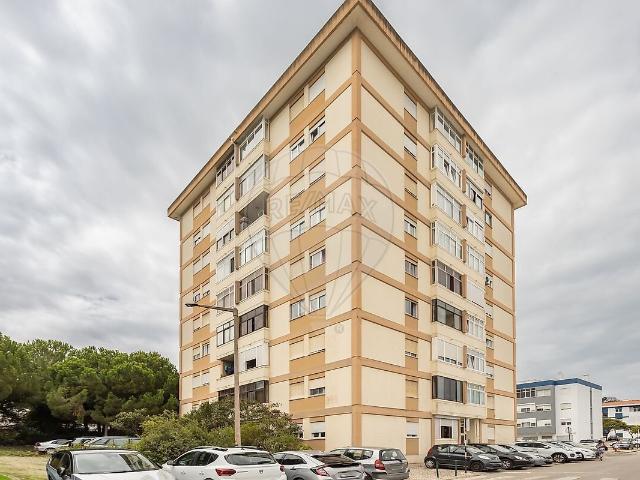 Apartamento venda em Vale Linhoso, Almada