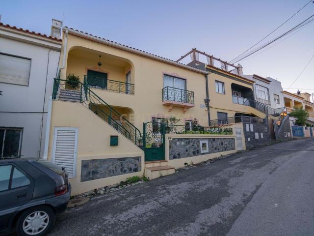 Apartamento venda em Estômbar, Faro