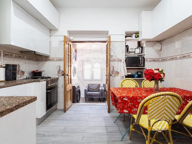 Apartamento venda em Venda Nova, Amadora
