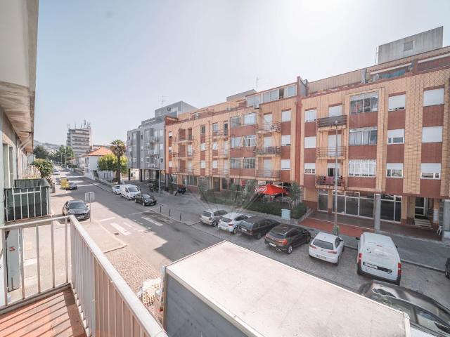 Apartamento venda em Felgueiras, Porto