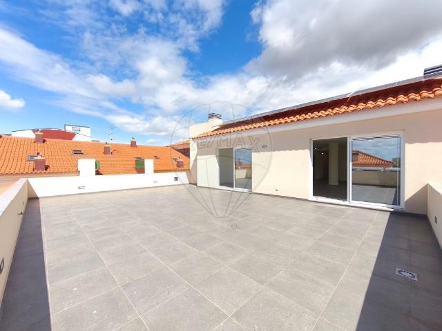 Apartamento venda em Desterro, Funchal