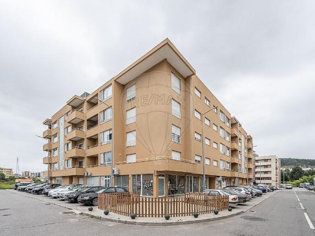 Apartamento venda em Charrueiras, Vila Nova de Famalicão
