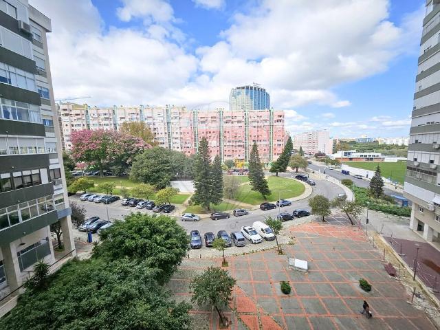 Apartamento venda em Picheleira, Lisboa