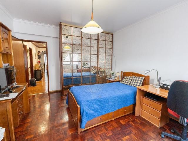 Apartamento venda em Massamá, Massamá e Monte Abraão