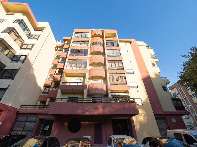 Apartamento venda em Casal da Mira, Amadora
