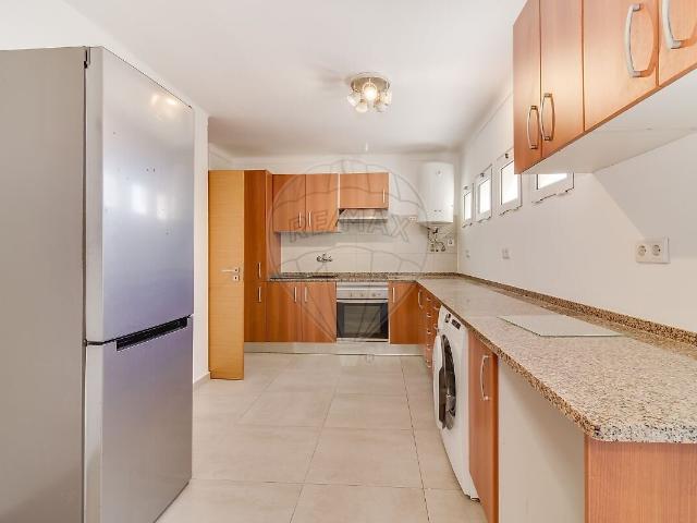 Apartamento venda em Célula D, Lisboa