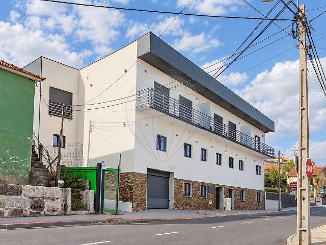 Apartamento venda em Paredes