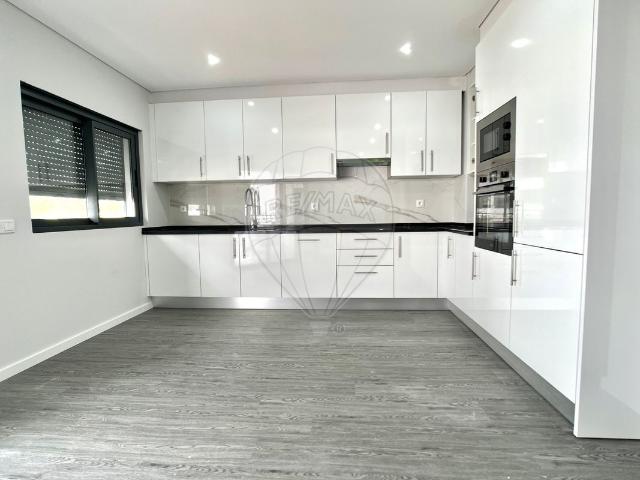 Apartamento venda em Urbanização João Luís da Graça, Olhão