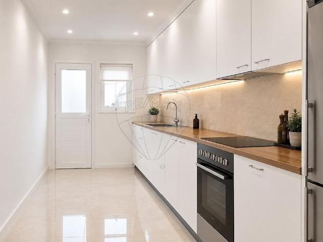 Apartamento venda em Três Bicos, Portimão
