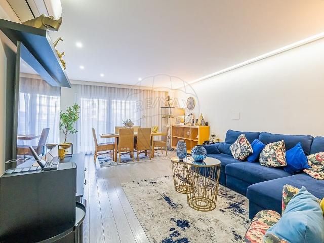Apartamento venda em Barruncho, Odivelas