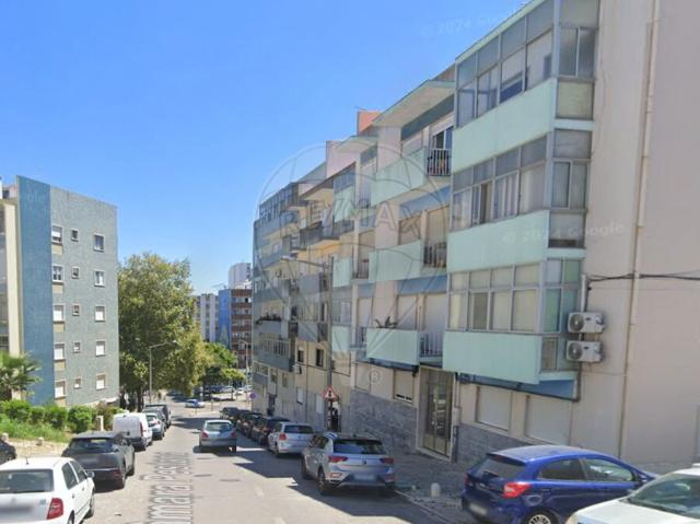 Apartamento venda em Almada, Setúbal