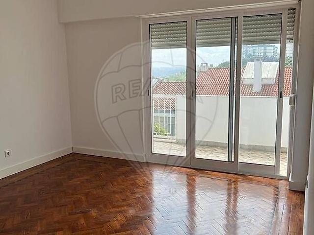 Apartamento venda em Ramada e Caneças, Odivelas