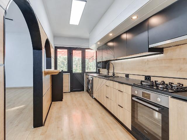 Apartamento venda em Ramada e Caneças, Odivelas