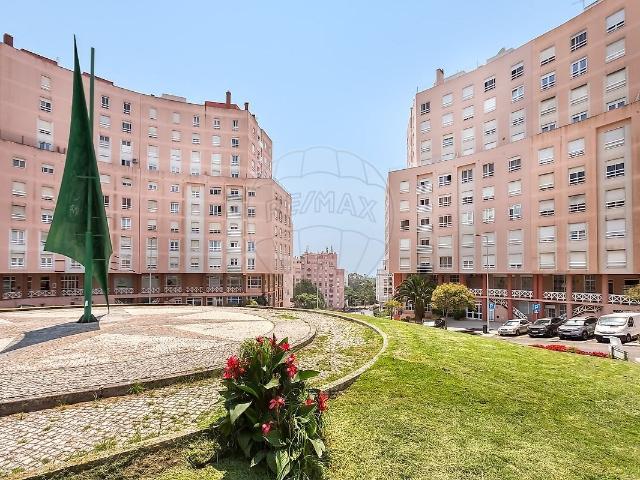 Apartamento venda em Rinchoa, Rio de Mouro
