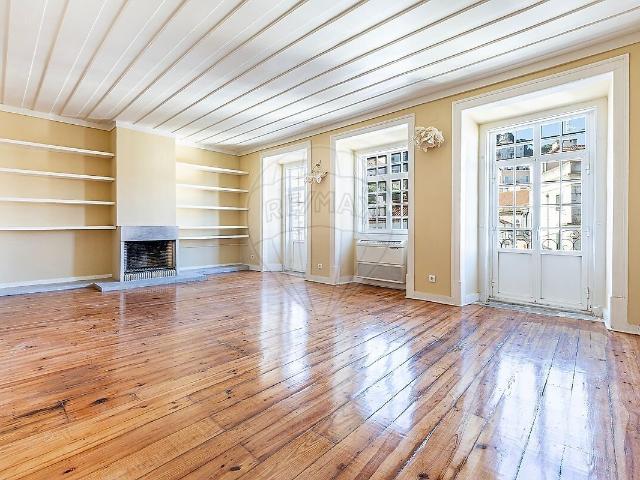 Apartamento venda em Socorro, Lisboa