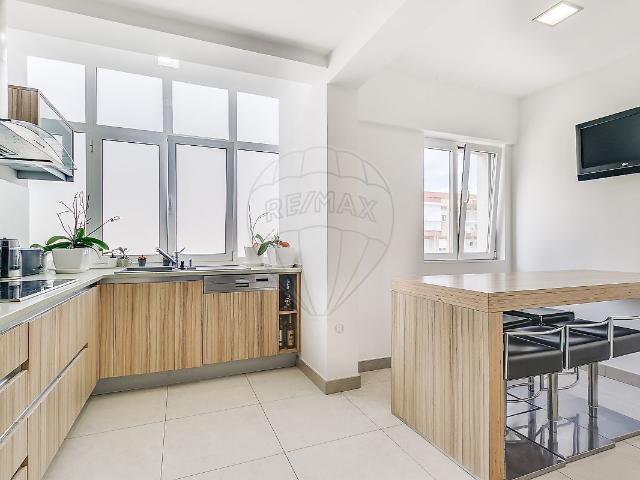 Apartamento venda em Casal da Paradela, Loures