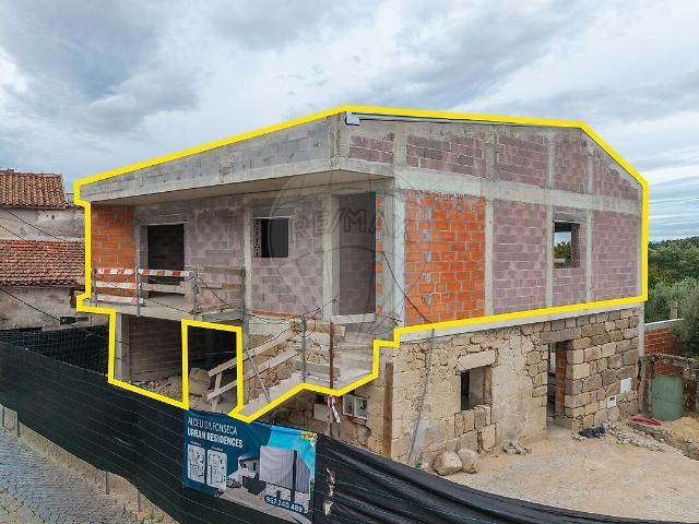 Apartamento venda em Canas de Santa Maria, Tondela